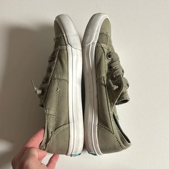 Blowfish Malibu army green casual slip on canvas sneakers - Picture 6 of 8